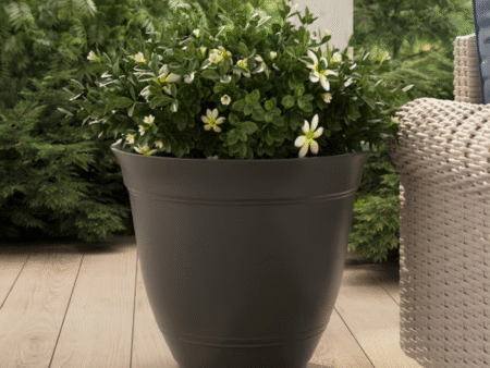 Style Selections Planters