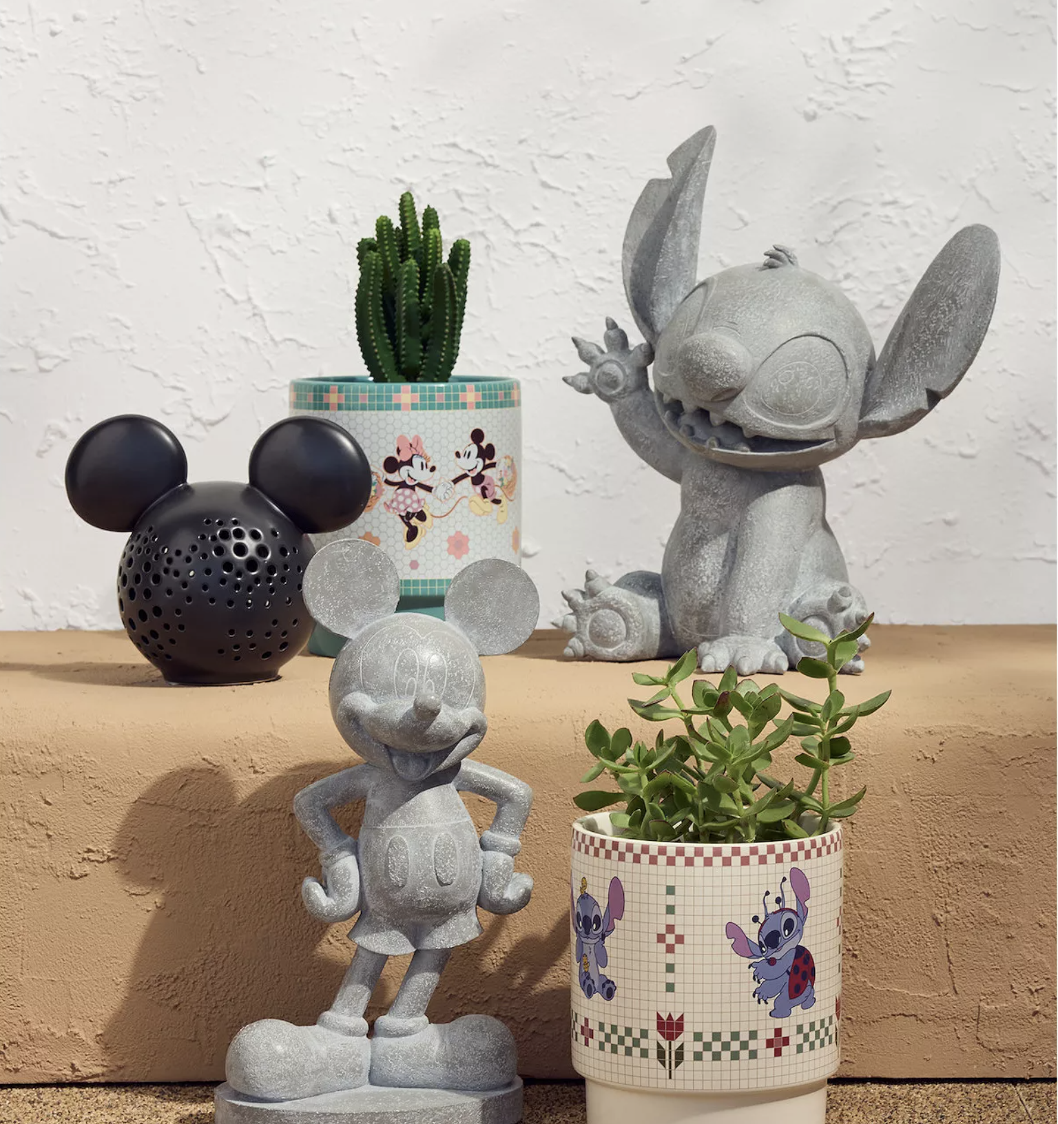 The Big One Stitch Statue