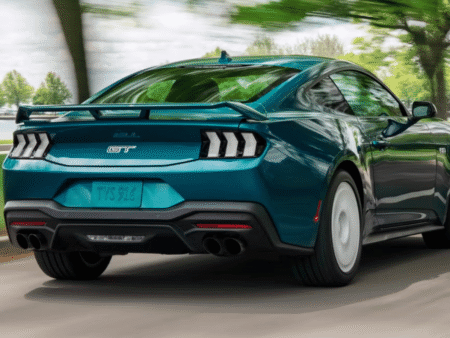 2026 Ford Mustang (1)