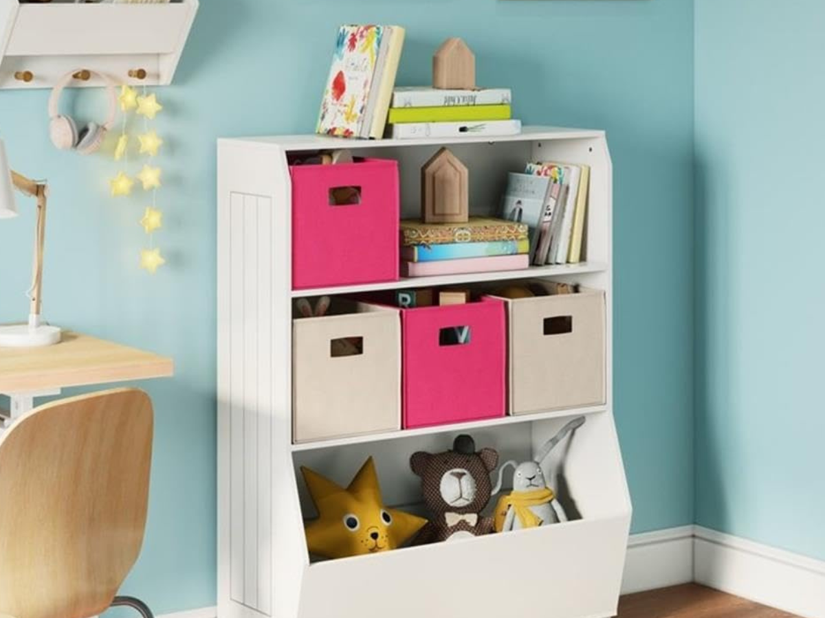 Bookshelf white 