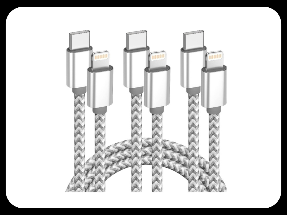 IPhone Lightning chargers 