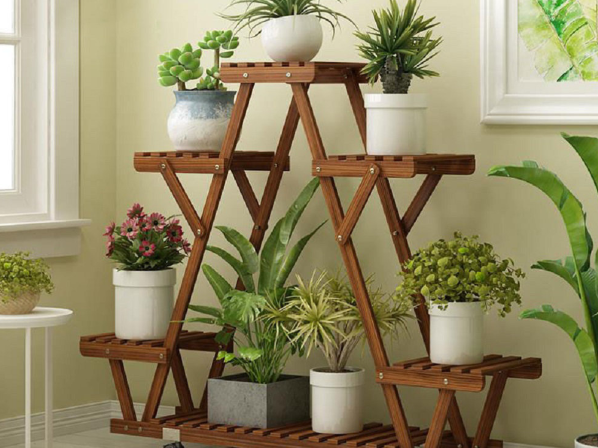 Nicholes Plant Stand 