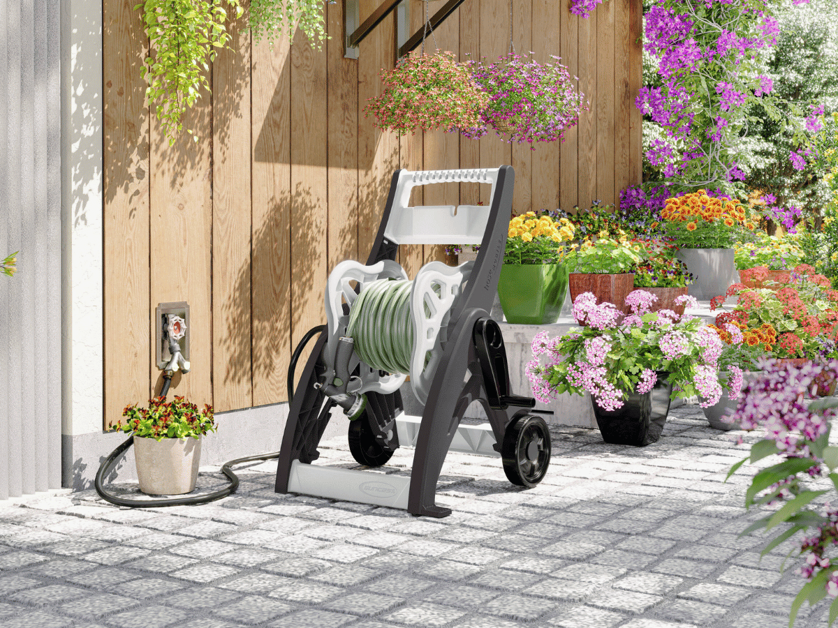 Suncast Hose Reel (1)