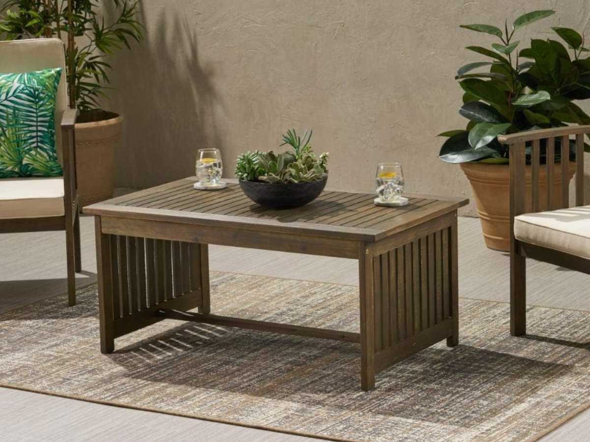 outdoor table